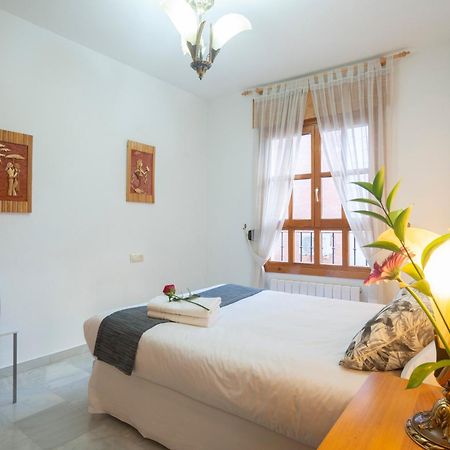 Apartamento Adultos Centro N V 1 Free Parking Гранада Екстериор снимка